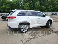 2018 Toyota Highlander photo