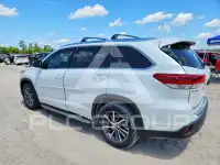 2018 Toyota Highlander фото