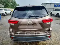 2018 Toyota Highlander фото