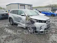 2018 Toyota Highlander фото