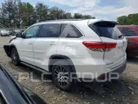 2018 Toyota Highlander фото