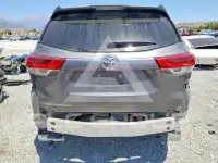 2018 Toyota Highlander фото