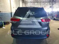 2018 Toyota Highlander фото