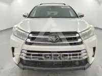 2018 Toyota Highlander photo
