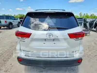 2018 Toyota Highlander фото