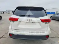 2018 Toyota Highlander фото