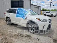 2018 Toyota Highlander фото