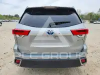 2018 Toyota Highlander фото