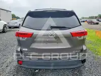 2018 Toyota Highlander фото