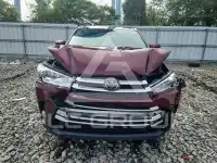 2018 Toyota Highlander photo