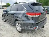 2018 Toyota Highlander photo