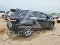 2018 Toyota Highlander фото