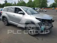 2018 Toyota Highlander photo