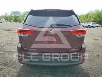 2018 Toyota Highlander фото