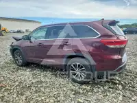 2018 Toyota Highlander photo
