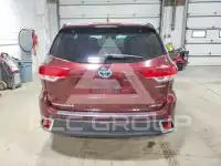 2018 Toyota Highlander photo