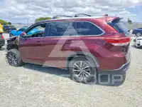 2018 Toyota Highlander фото