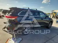 2018 Toyota Highlander фото