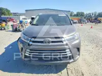 2018 Toyota Highlander фото