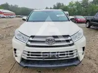 2018 Toyota Highlander photo