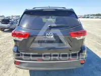 2018 Toyota Highlander фото