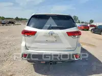 2018 Toyota Highlander photo