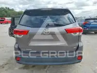 2018 Toyota Highlander photo