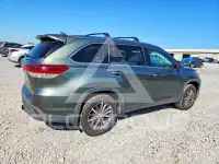 2018 Toyota Highlander фото