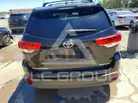 2018 Toyota Highlander фото