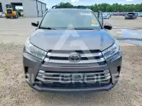 2018 Toyota Highlander фото