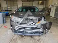 2018 Toyota Highlander фото