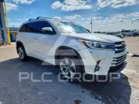 2018 Toyota Highlander photo