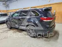 2018 Toyota Highlander photo