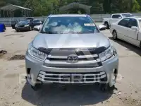 2018 Toyota Highlander photo