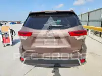 2018 Toyota Highlander фото