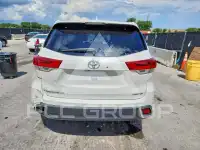 2018 Toyota Highlander фото