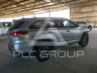 2018 Toyota Highlander photo
