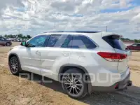 2018 Toyota Highlander фото