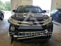 2018 Toyota Highlander photo