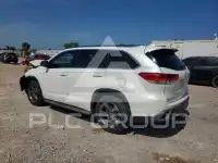 2018 Toyota Highlander photo