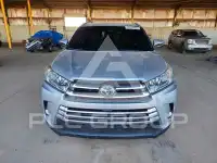 2018 Toyota Highlander фото