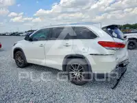2018 Toyota Highlander photo
