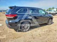 2018 Toyota Highlander фото