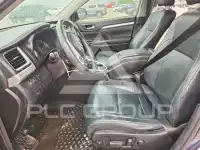 2018 Toyota Highlander photo