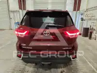 2018 Toyota Highlander фото