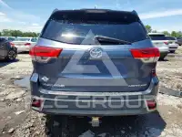 2018 Toyota Highlander фото