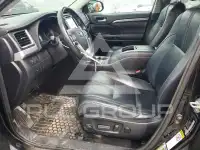 2018 Toyota Highlander photo
