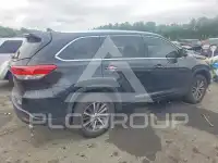 2018 Toyota Highlander photo