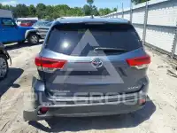 2018 Toyota Highlander фото