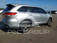 2018 Toyota Highlander photo